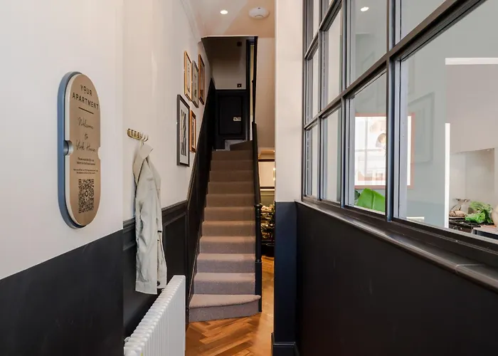 The Clifton I 5 Bed House * Бристоль