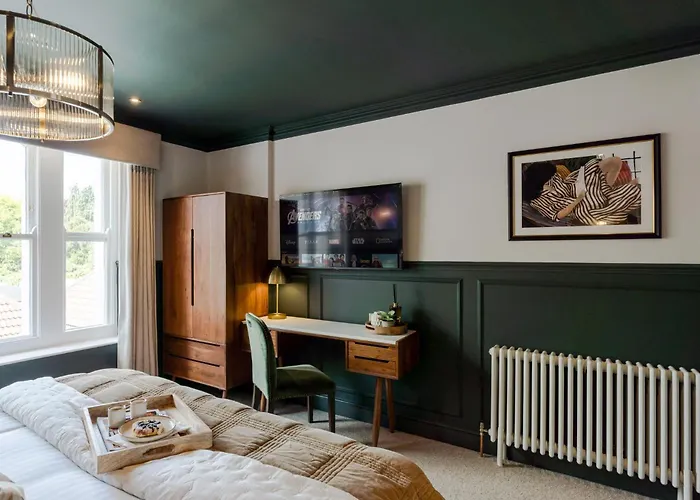 The Clifton I 5 Bed House * Бристоль