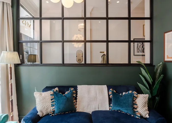 The Clifton I 5 Bed House Hébergement de vacances Bristol