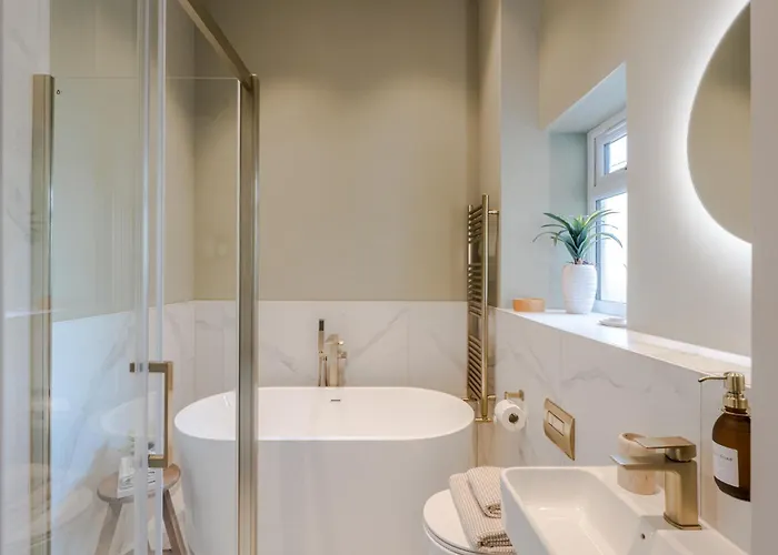 The Clifton I 5 Bed House Prázdninový dům