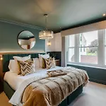 Nyaraló The Clifton I 5 Bed House Bristol