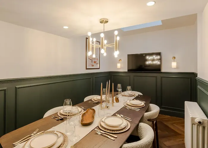 The Clifton I 5 Bed House Semesterbostad *