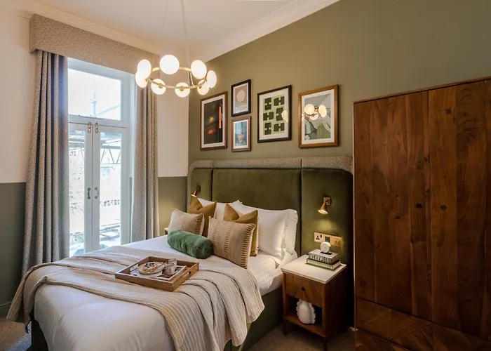 펜션 The Clifton I 5 Bed House 브리스틀